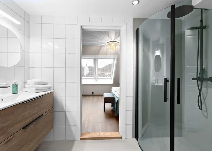 Ole Bull, Western Signature Collection Apartahotel